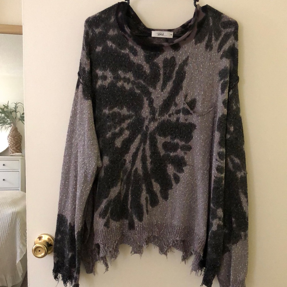 Long-sleeve black/grey tie-dye sweater from Shop Talulah! Size M, 100% cotton